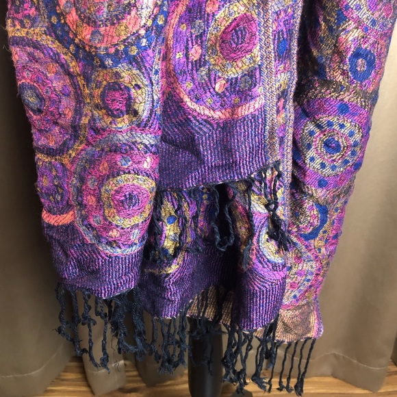 Vibrant Paisley Geometric Pattern Long Scarf - Picture 2 of 5